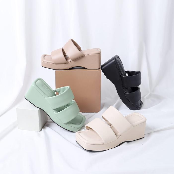 CINDY DRANATHA HEELS