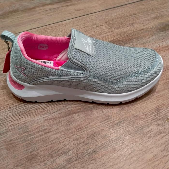 sepatu sneakers wanita power bata original