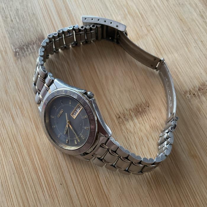 Seiko Jam Tangan Quartz 7N43 Rare Murah Baterai Bezel Asli Nyaman Digunakan Cocok Untuk Kolektor