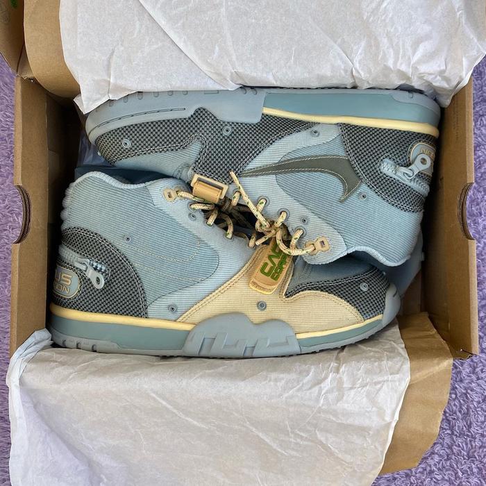 NIKE TRAVIS SCOTT X AIR TRAINER 1 SP 'Grey haze' (SAGE)