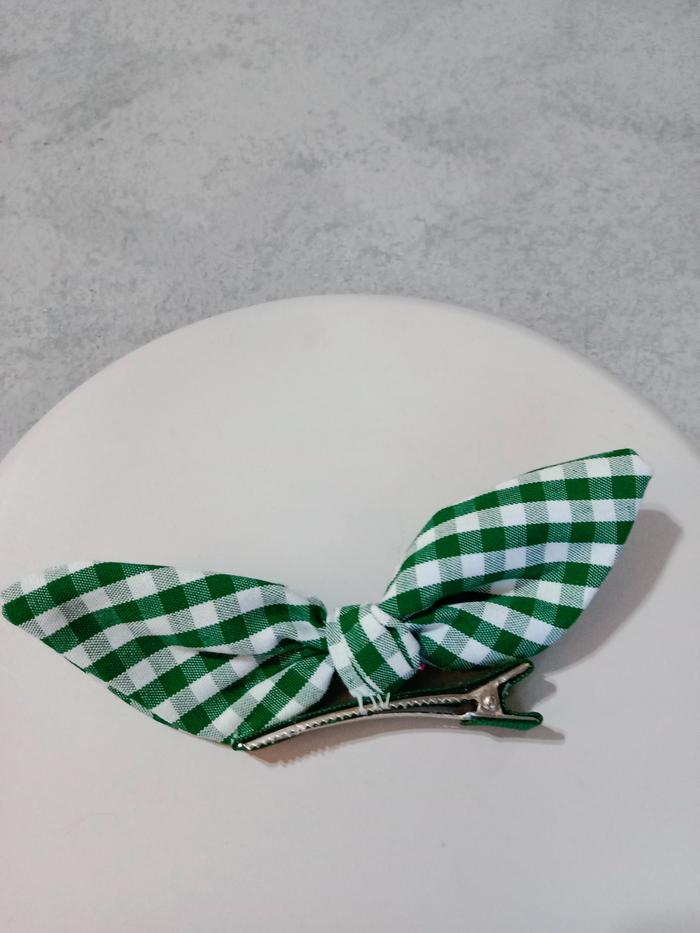 Bunny clip santa ursula