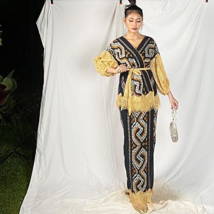 setelan baju tenun etnik toraja mix brokat
