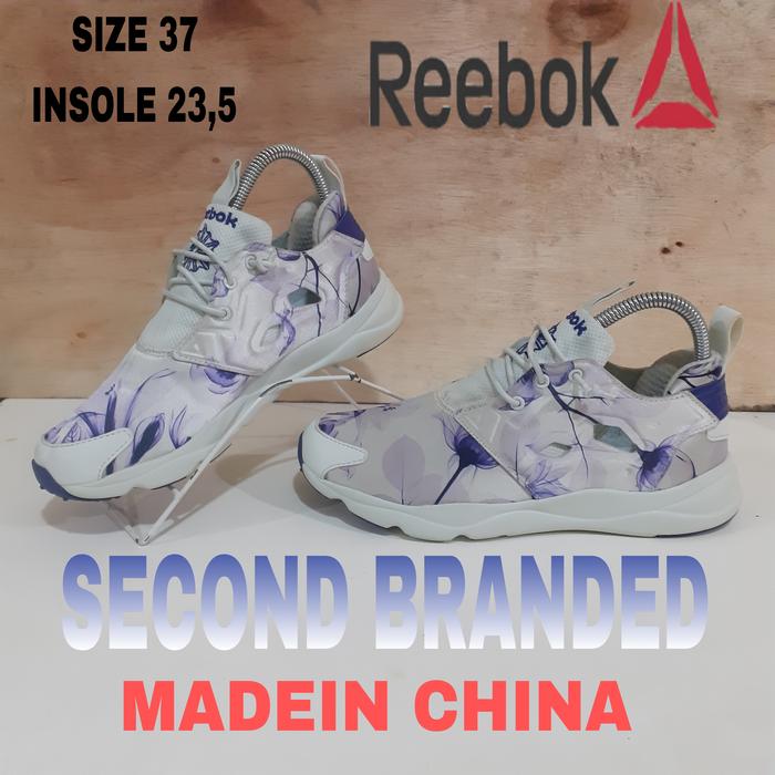 SEPATU THRIFT SECOND IMPORT MASIH KELHATAN SEGAR