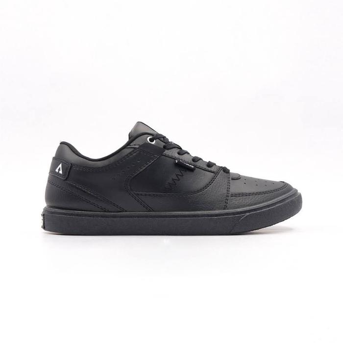 Sepatu Aerostreet Hoops Low Full black black