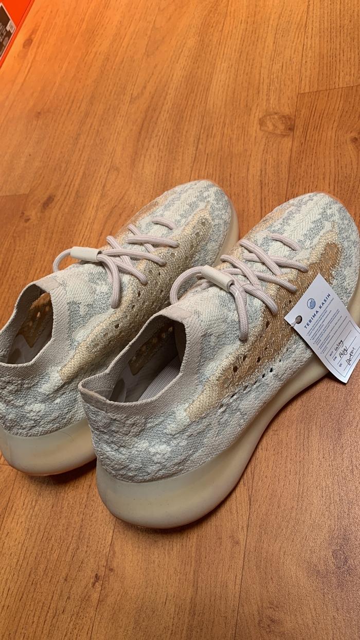 Sepatu Adidas Yeezy 380 Yecoraite US 8 Original 100%