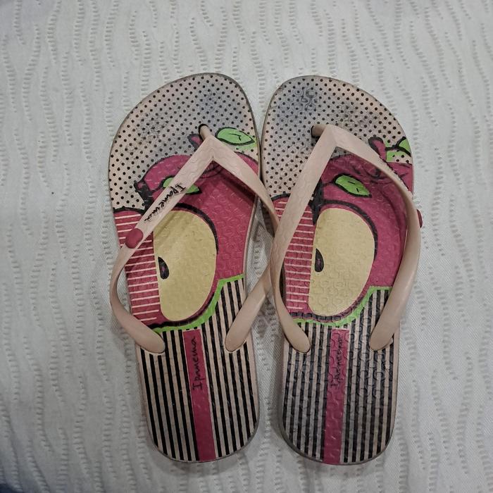Sandal anak Ipanema Original pink apple size 34 preloved good condi