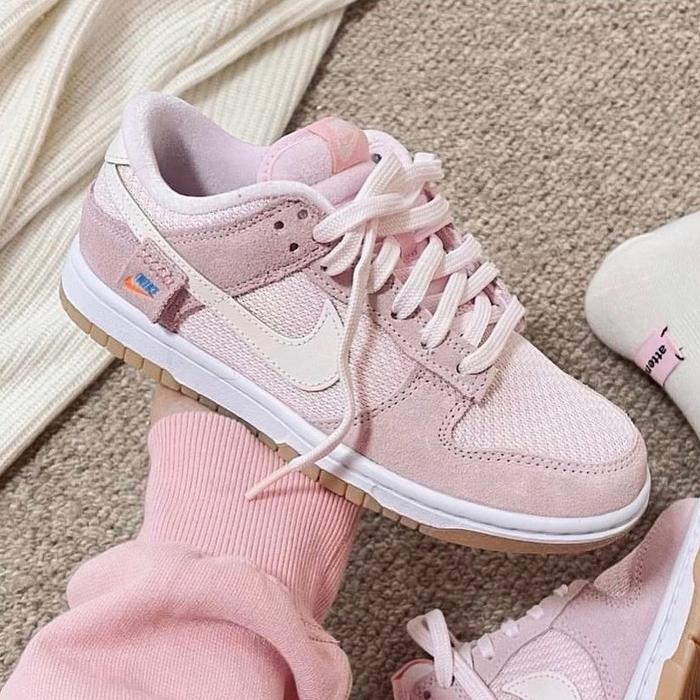NIKE DUNK LOW TEDDY BEAR