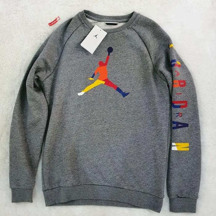 JORDAN DNA LOGO CREWNECK • GREY