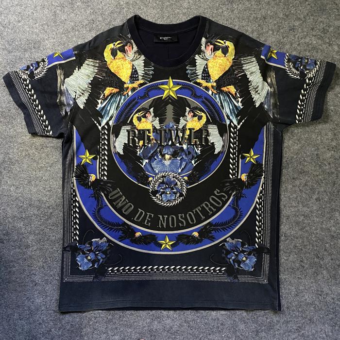 Givenchy RT TWLR Tshirt Kaos