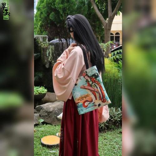 tas selempang wanita dewi bermain guzheng