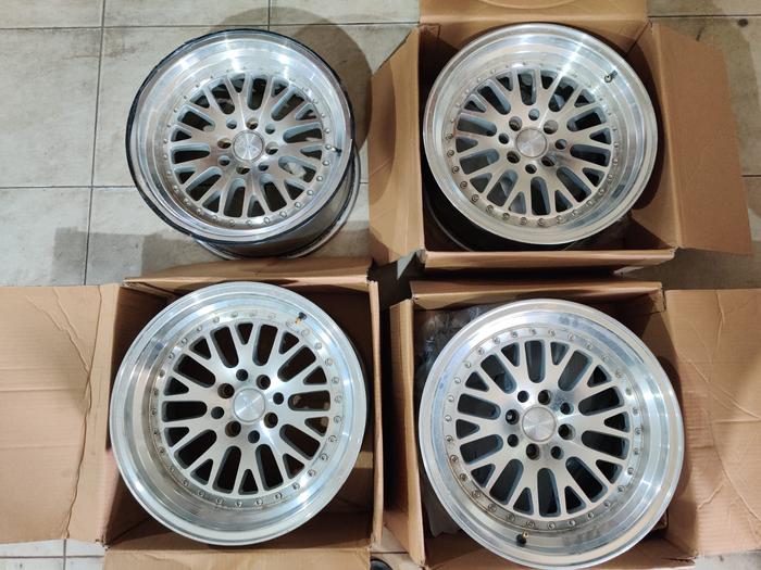 Velg Mobil Ccw Classic Kijang Ring 16x8/9 Pcd 8x100-114 Et10 Silver
