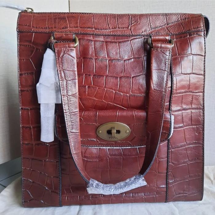 Fossil VRV Croco Nwt Rare Item