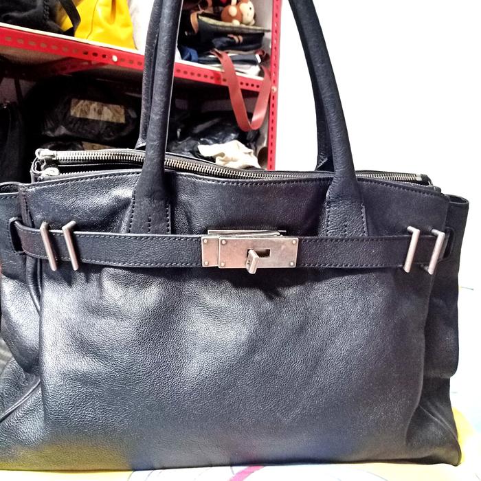 Tas Time Postmodern Preloved