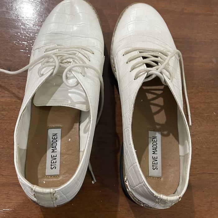 Steve Madden Sepatu Wanita Putih Original Preloved Second Thrifting