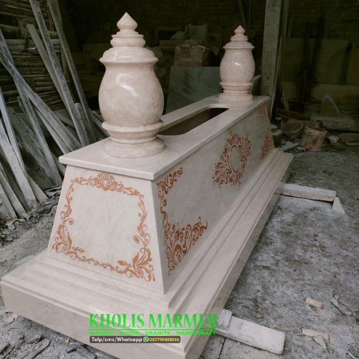 Makam / Kijing Batu Marmer Putih Full Ukiran