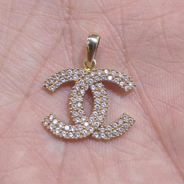 Pendant C H A N E L Fancy Gold Liontin C H A N N E L Emas 700