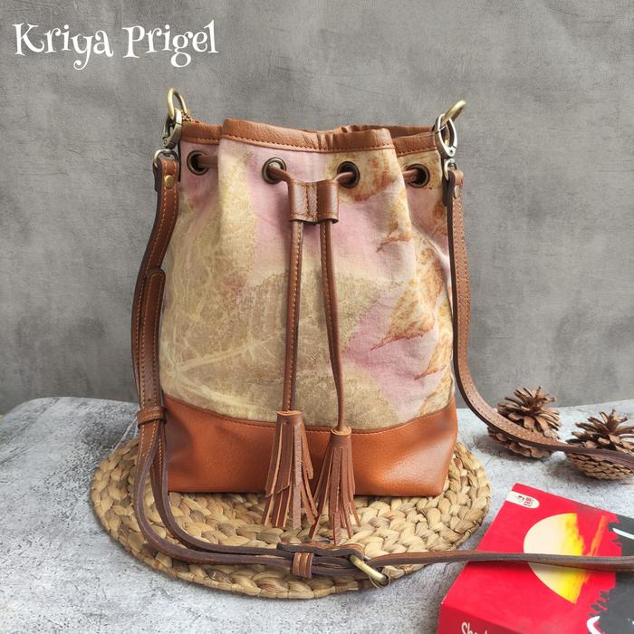 Tas Selempang Serut Wanita Kanvas Ecoprint / Bucket Bag