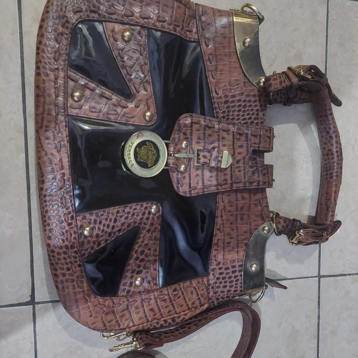 Tas Versace