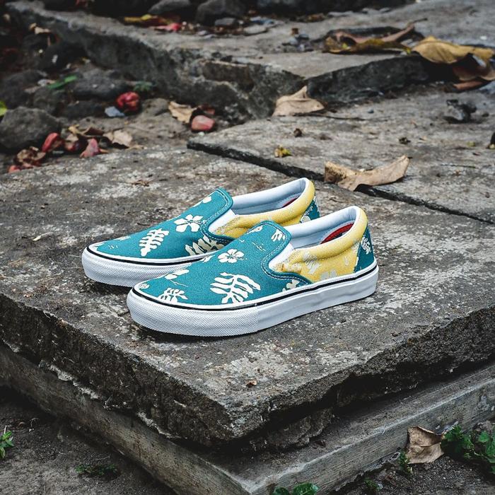 Vans Slip On Pro Skate Aloha Marine Gold