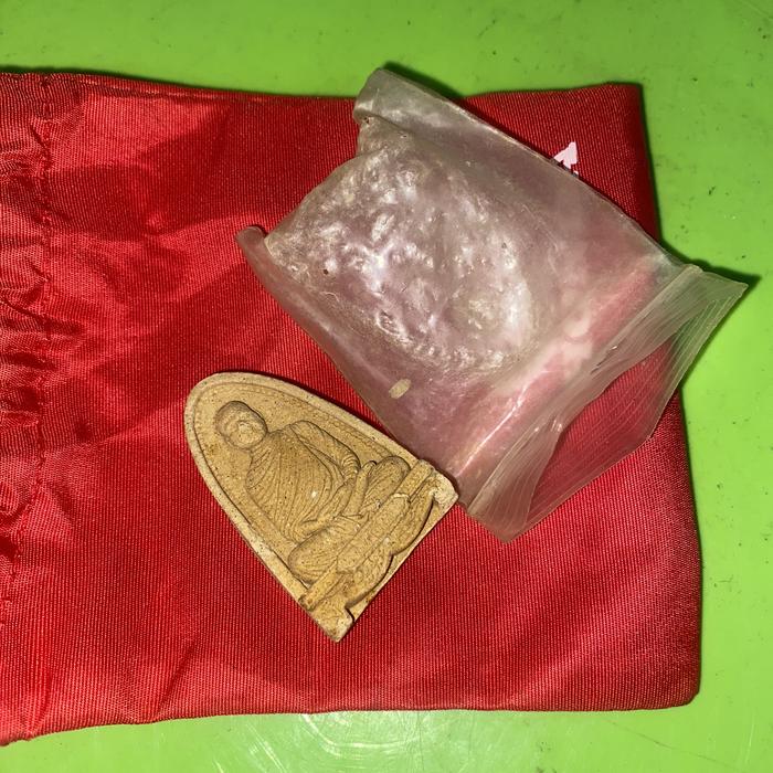 Liontin Amulet Bhante Thailand tnpa cangkang