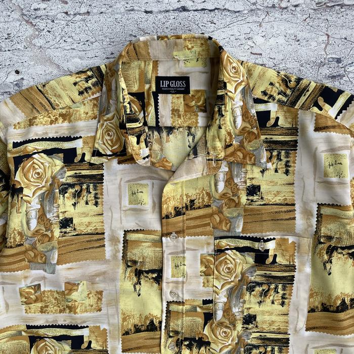 LIPGLOSS PATTERN SHIRT