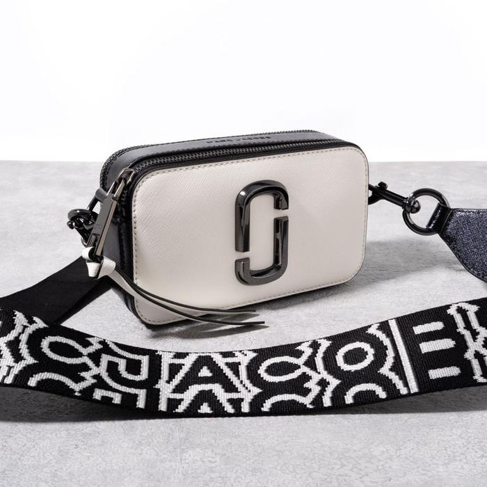 MJ Bicolor snapshot 18x11x6 CM Black - White