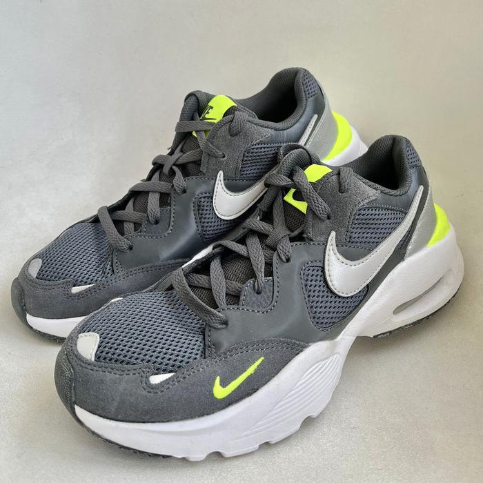 Sepatu Nike Air Max Fusion