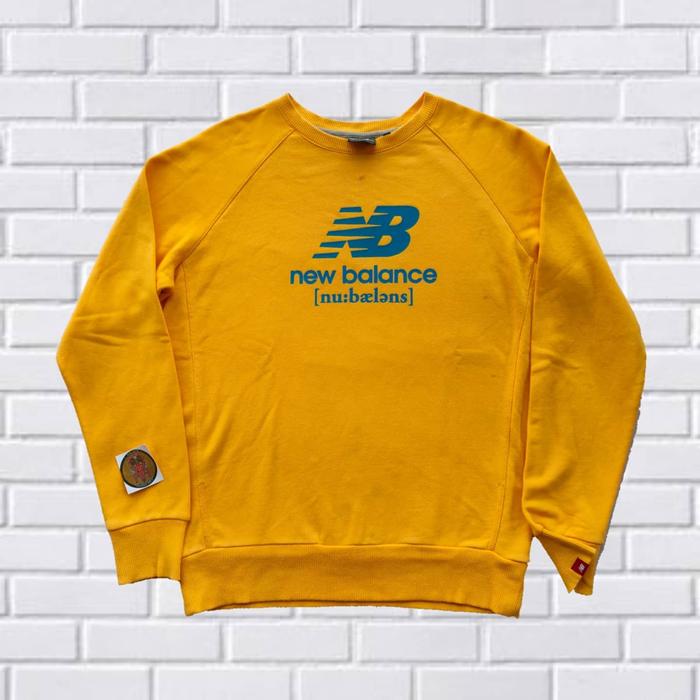 CREWNECK NEW BALANCE (SECOND BRANDED ORI) SIZE M-L. CN0014