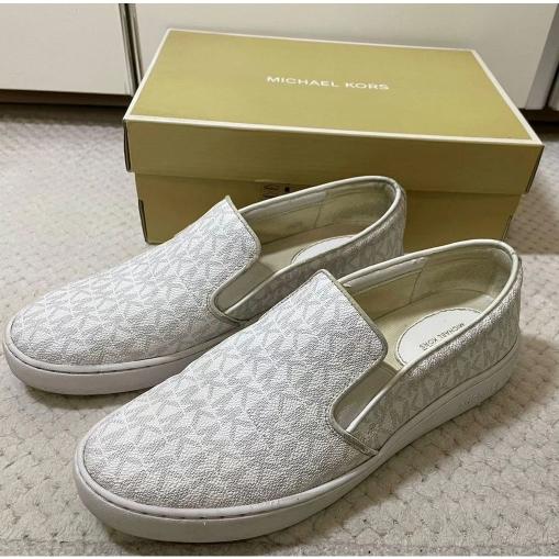 PRELOVED  Michael Kors Slip on Shoes Vanilla signature