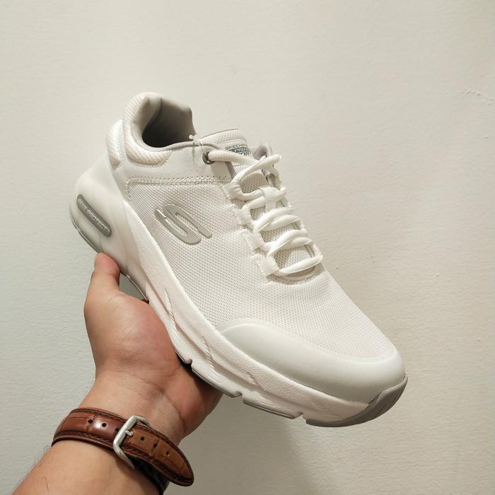 SEPATU PRIA TERBARU SKECHERS ORIGINAL SNEAKERS MAX PROTECT PUTIH