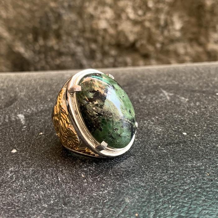 Batu cincin pancawarna size besar tembus di senter
