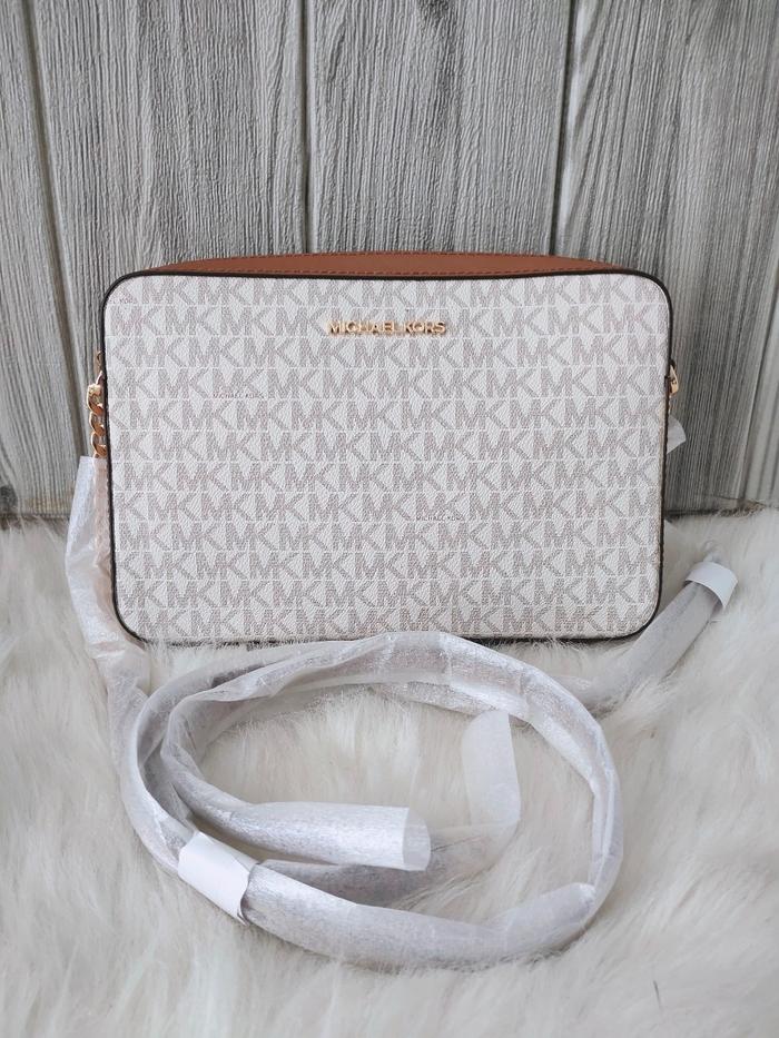 TAS BRANDED Jet Set Item Signature Large Crossbody Vanilla sign brown