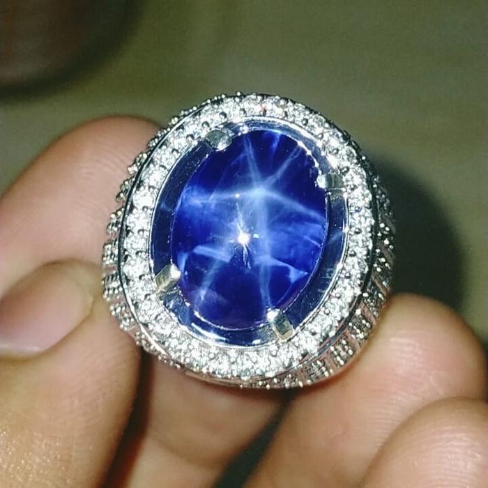 Natural batu blue saphire star