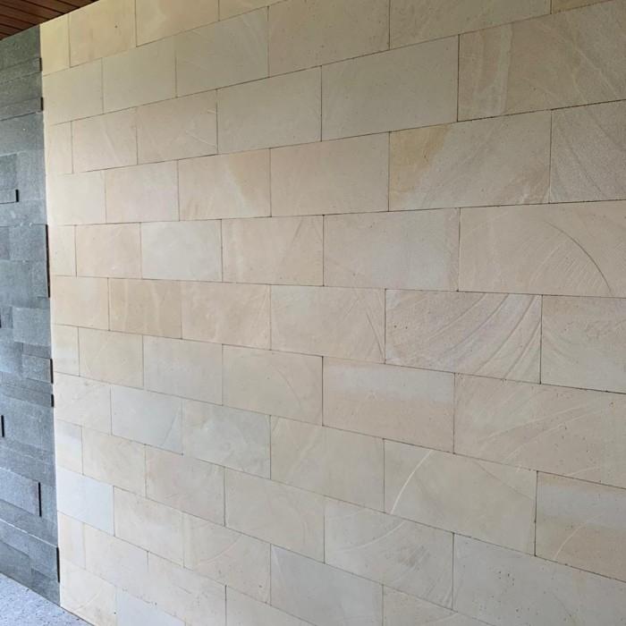 Batu Alam Paras Jogja Cream 30 x 60