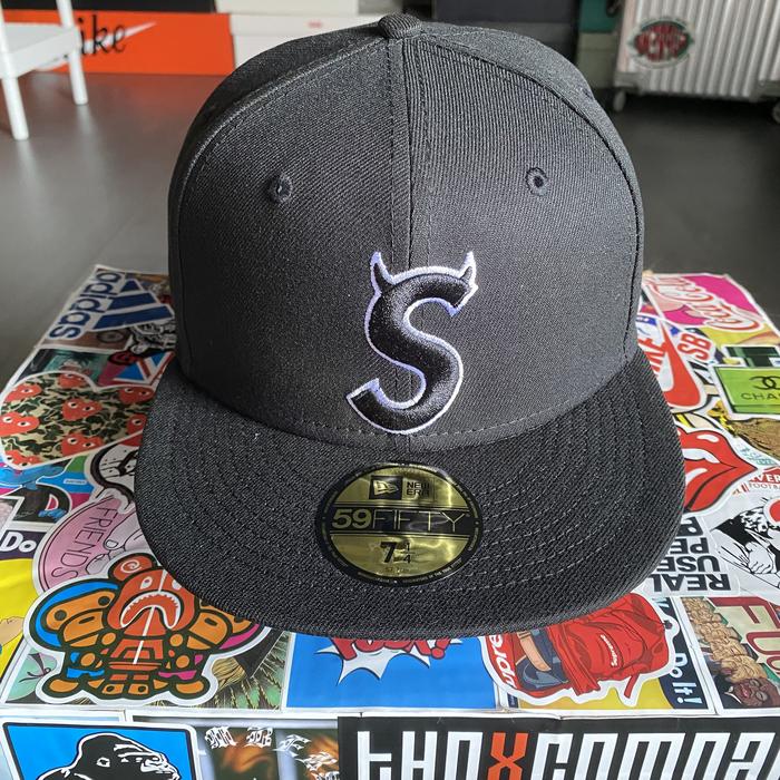 Supreme/New Era Devil S Logo
