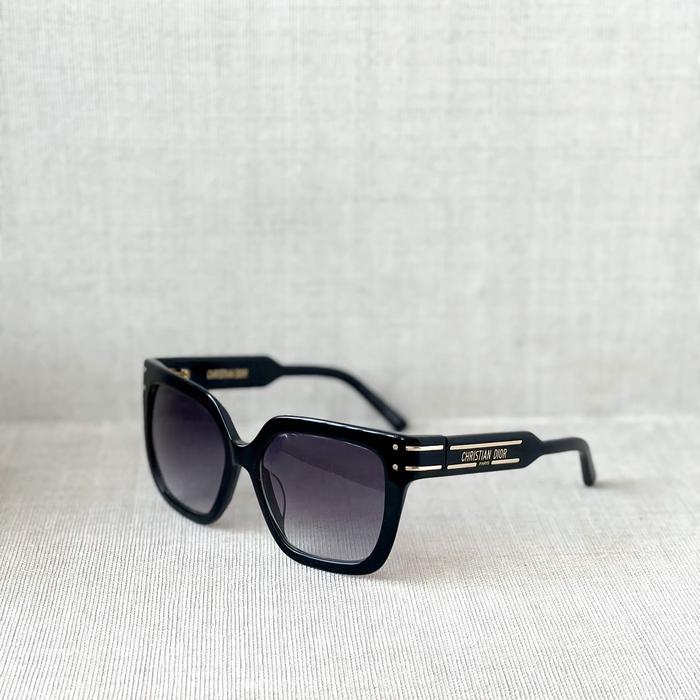 DIOR Signature S10f Black Square Sunglasses Kacamata