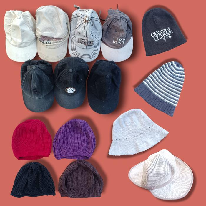Obral Topi Bekas/Second Kupluk Bucket Hat Beanie Rajut Topi Pantai