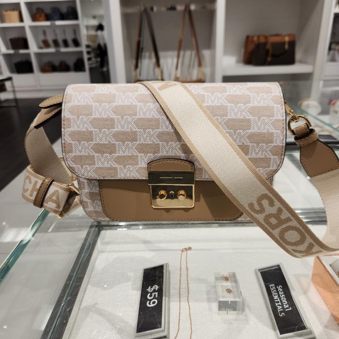 TAS WANITA MK SLOAN EDITOR MEDIUM MESSENGER CAMEL MULTI