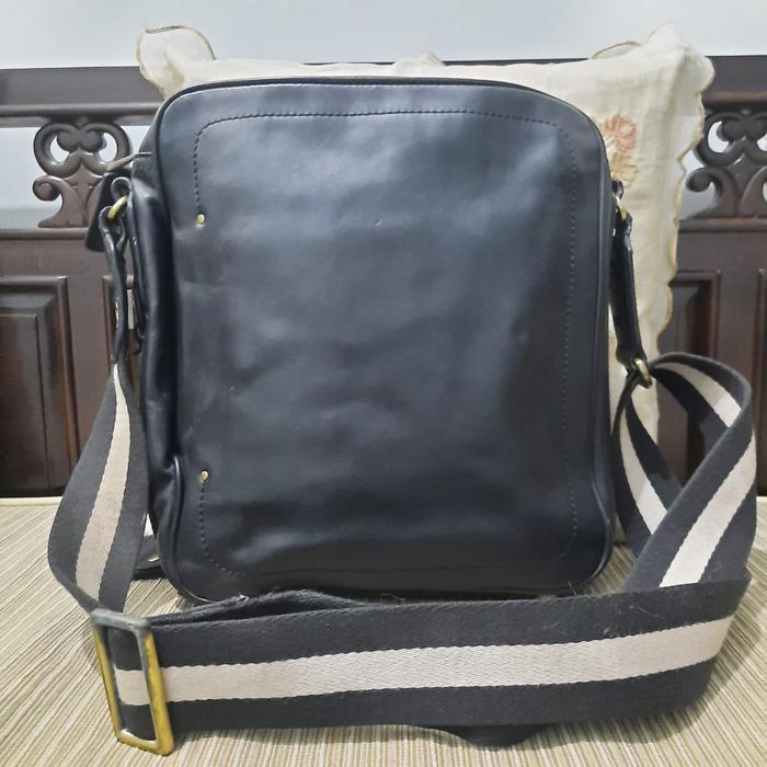 Tas Pria Branded Second Bally Tas Selempang7