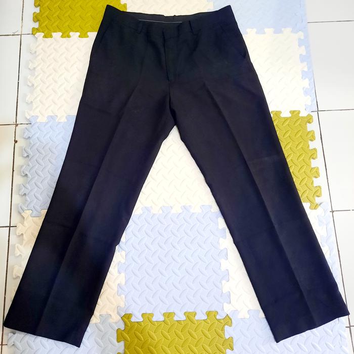 Celana Bahan /Formal Pria Regular merk Remus (preloved) hitam size 34