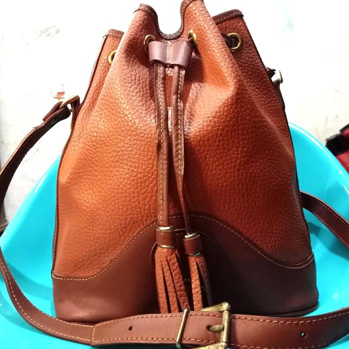 Tas Sling Serut Leather Preloved