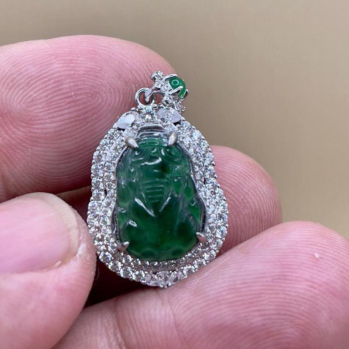 Giok jadeite feicui tipeA liontin ikatan perak S925 ukiran pixiu 8178