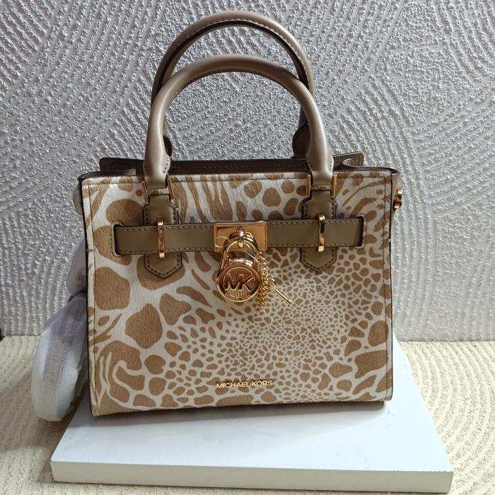 TAS WANITA MK HAMILTON SMALL SATCHEL CAMEL