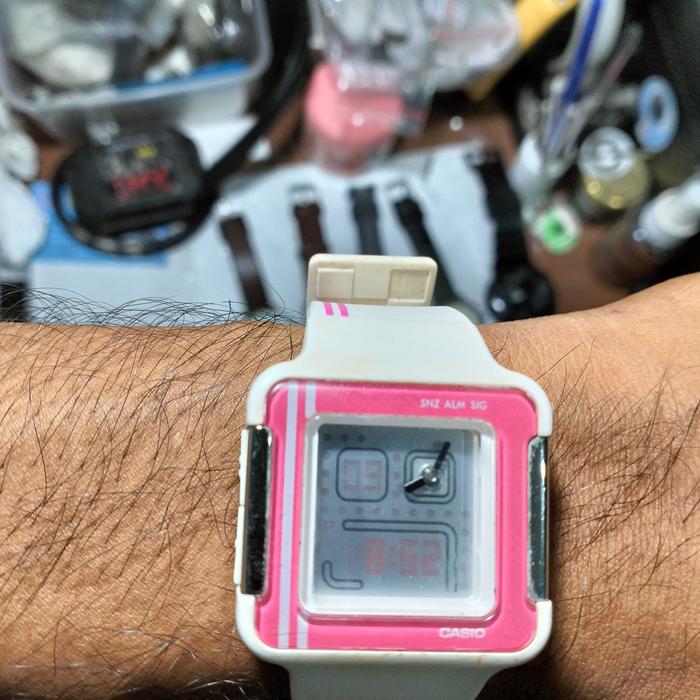 Jam tangan Casio LCF-21
