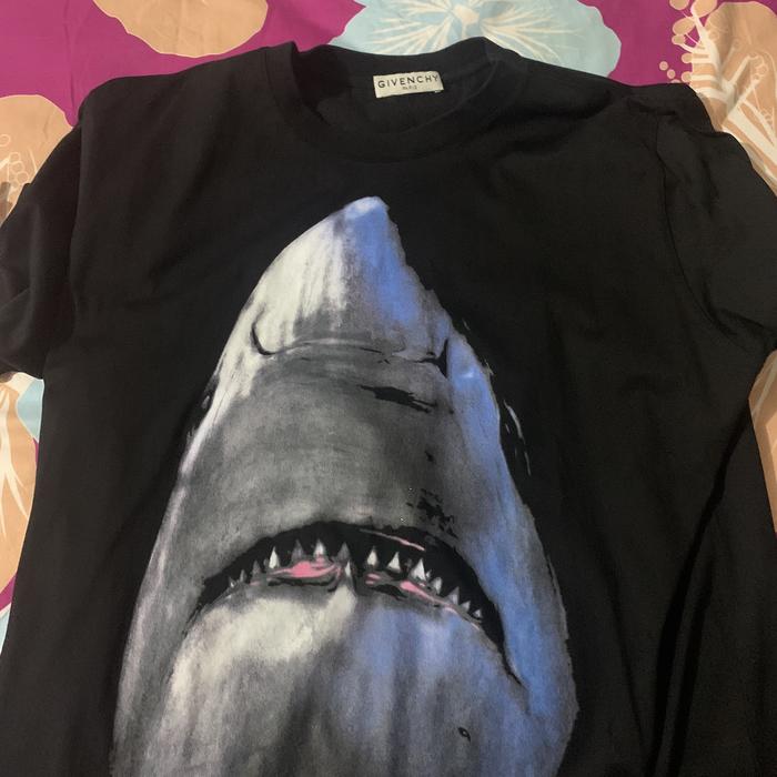 givenchy shark