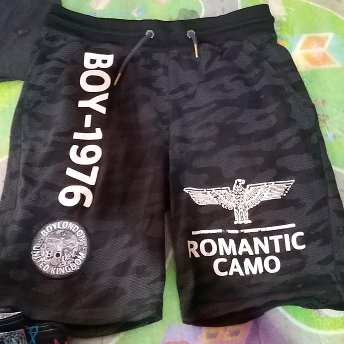 celana pendek BOY LONDON mantan