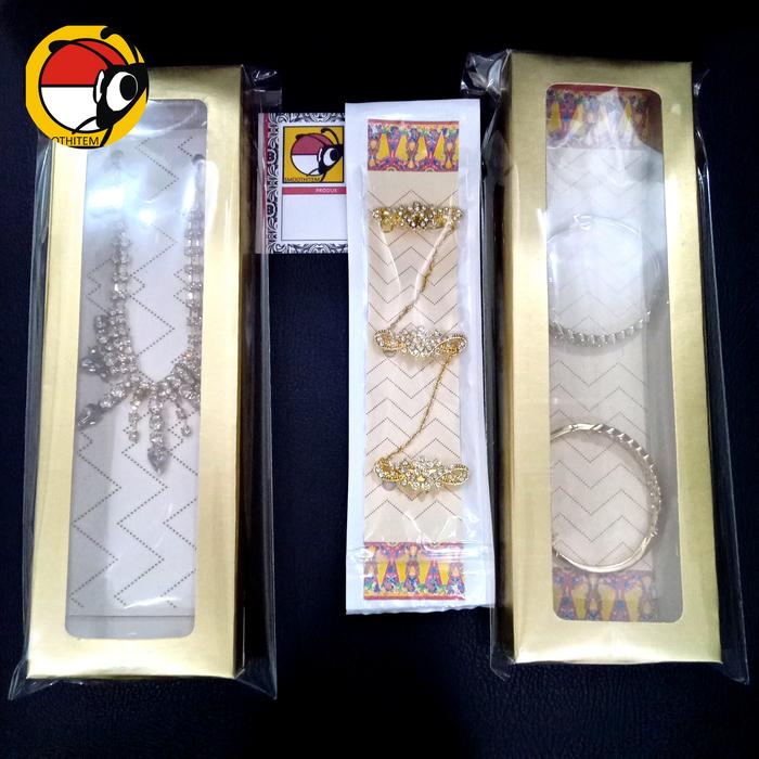 Aksesoris none kalung peniti gelang