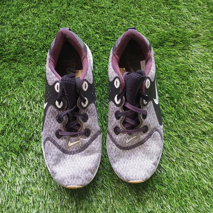 Nike Legend React