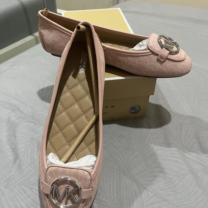 Sepatu Flats Michael Kors Lillie Moc powder blush size 8
