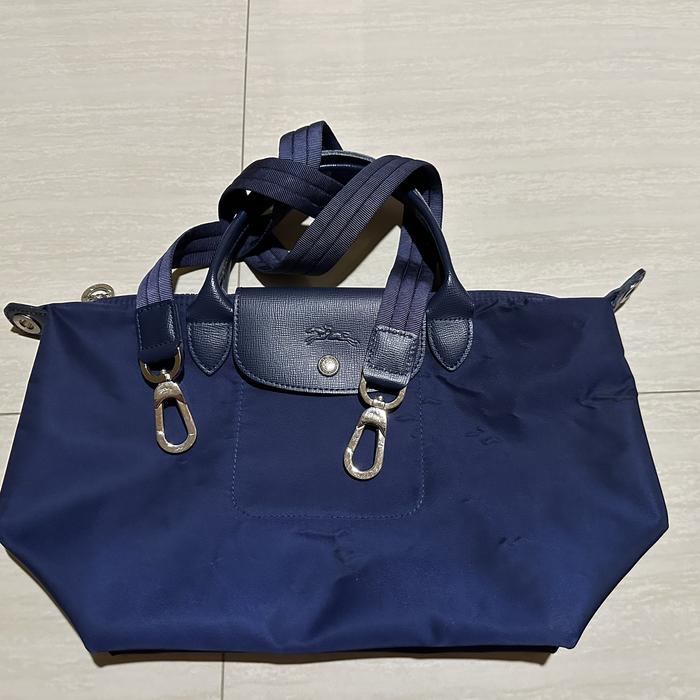 Preloved longchamp le pliage neo warna navy